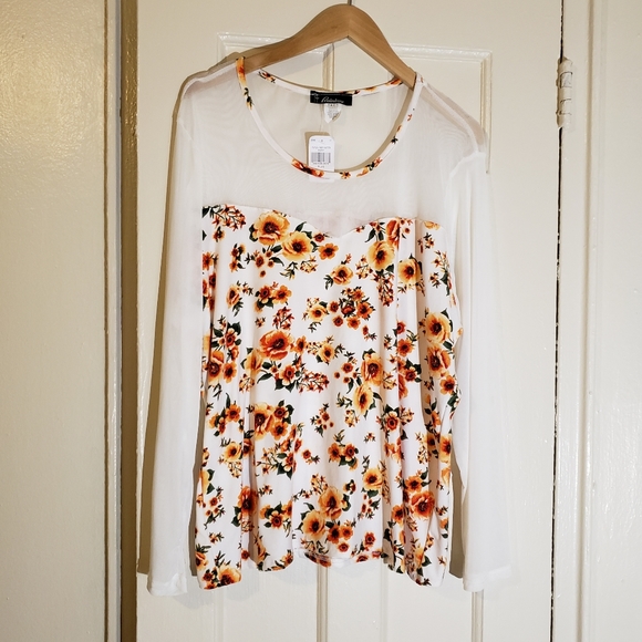 Rainbow: NWT Flower Sheer Top - Picture 3 of 5